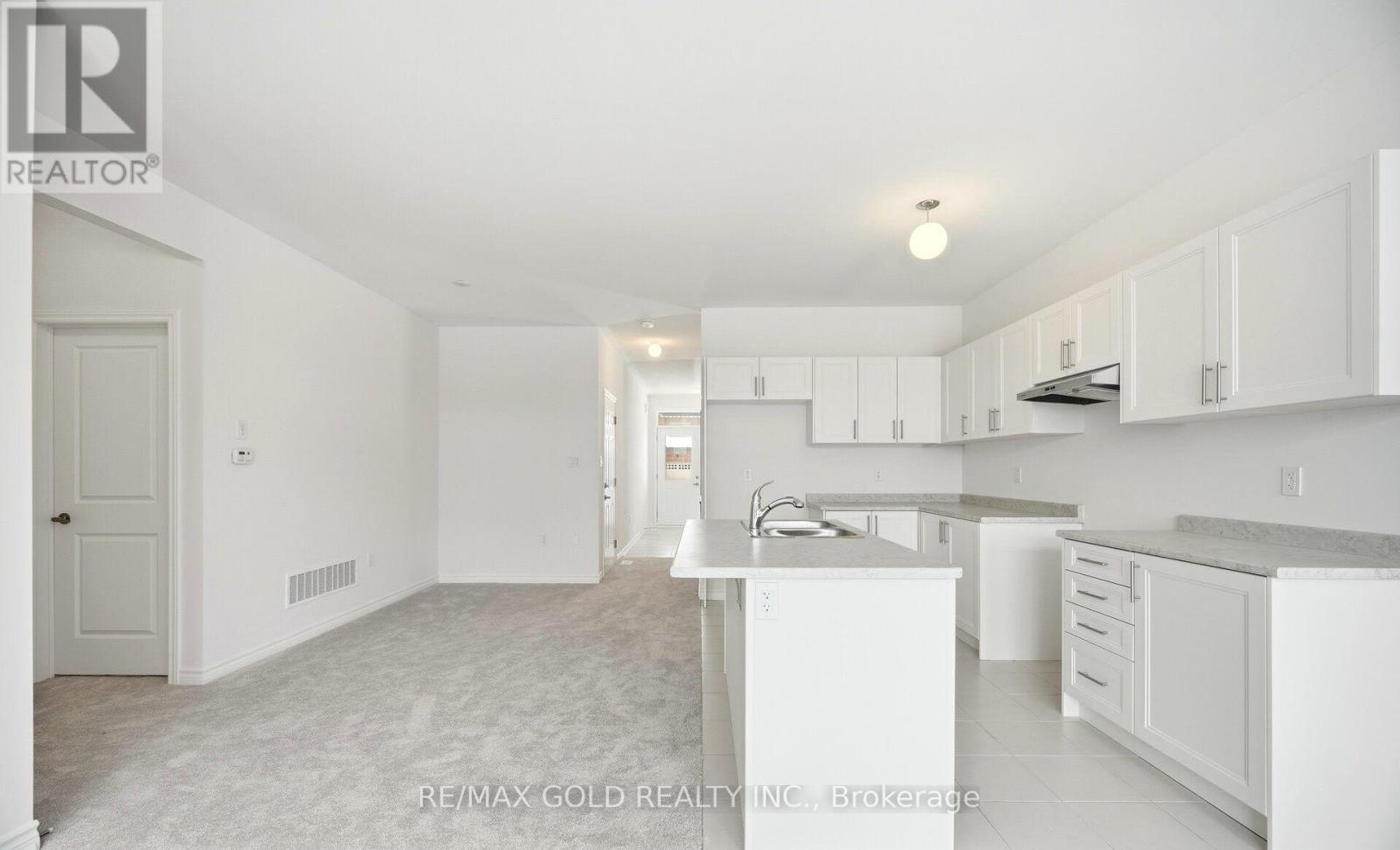 251 Wilcox Drive, Clearview (Stayner), Ontario  L0M 1S0 - Photo 3 - S13091206