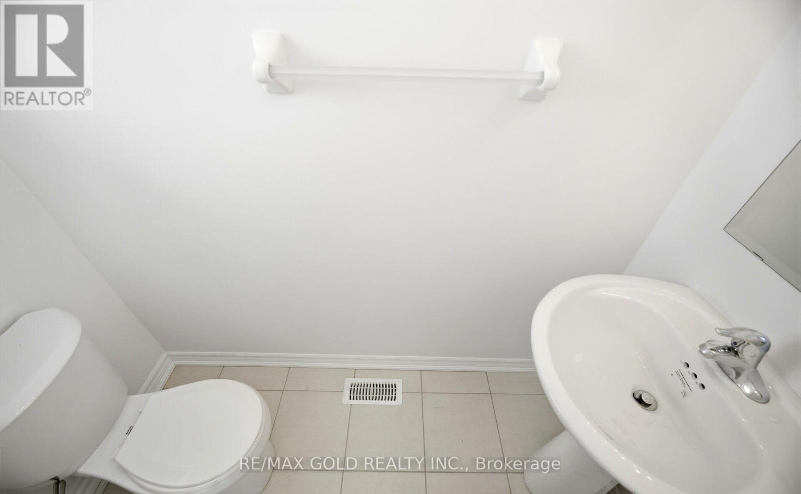 251 Wilcox Drive, Clearview (Stayner), Ontario  L0M 1S0 - Photo 8 - S13091206