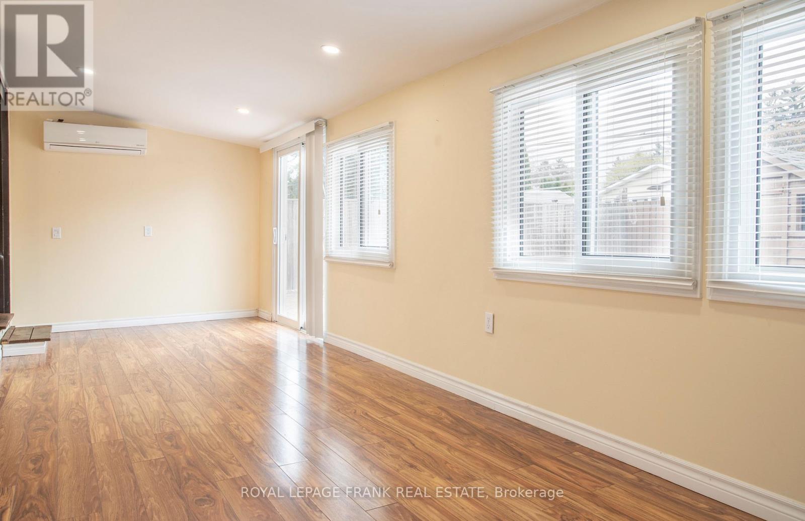 25 Shoreland Crescent, Toronto, Ontario  M1G 1M4 - Photo 13 - E13091436