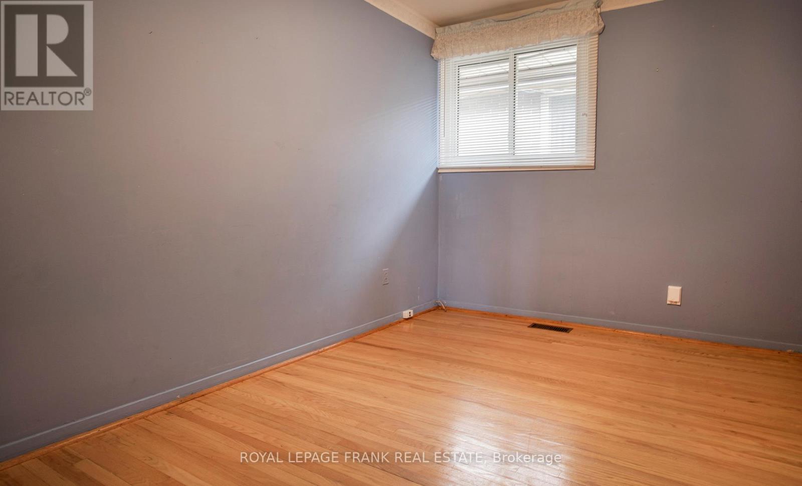 25 Shoreland Crescent, Toronto, Ontario  M1G 1M4 - Photo 18 - E13091436