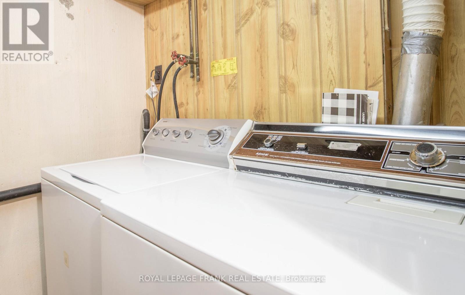 25 Shoreland Crescent, Toronto, Ontario  M1G 1M4 - Photo 27 - E13091436