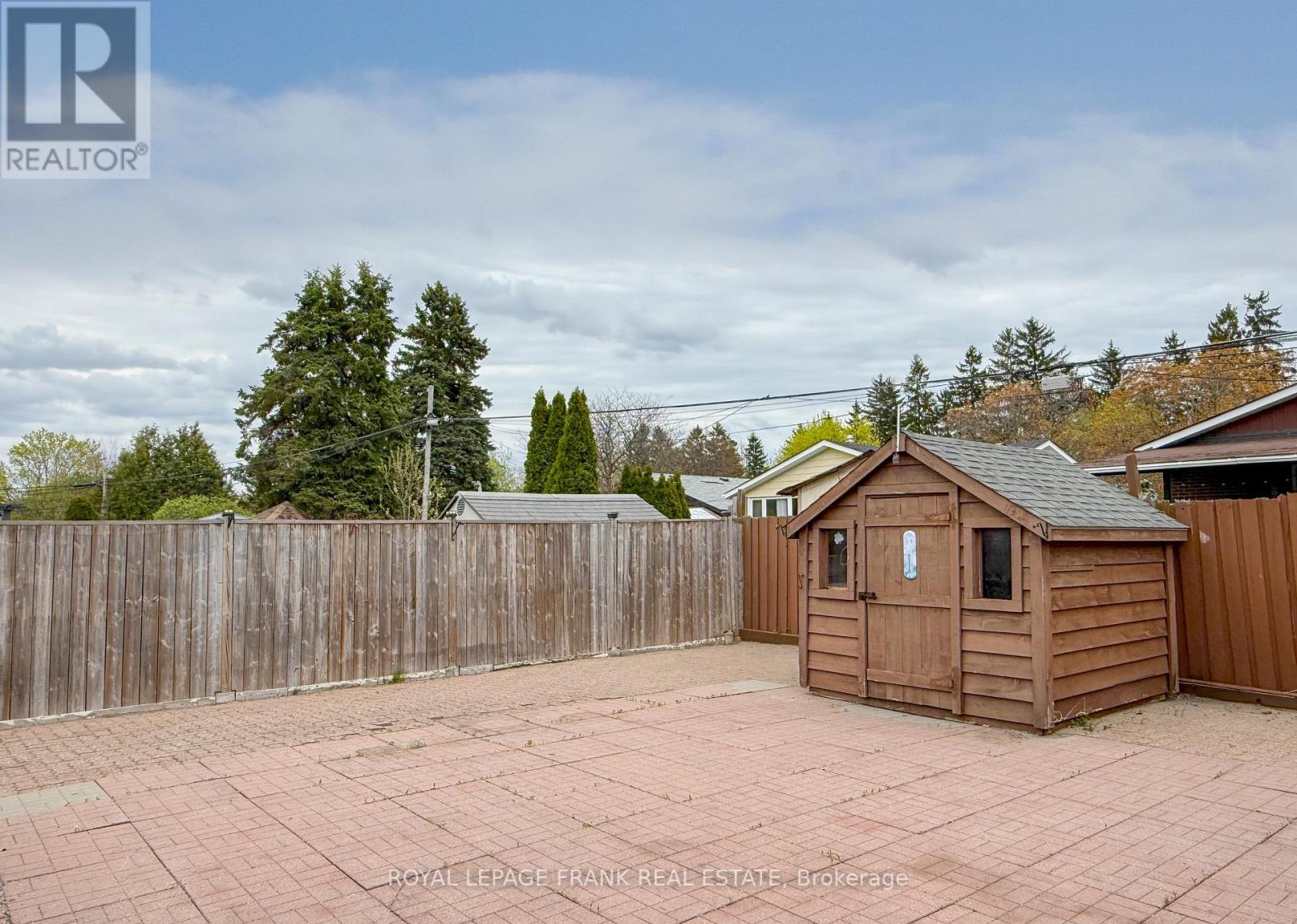 25 Shoreland Crescent, Toronto, Ontario  M1G 1M4 - Photo 32 - E13091436