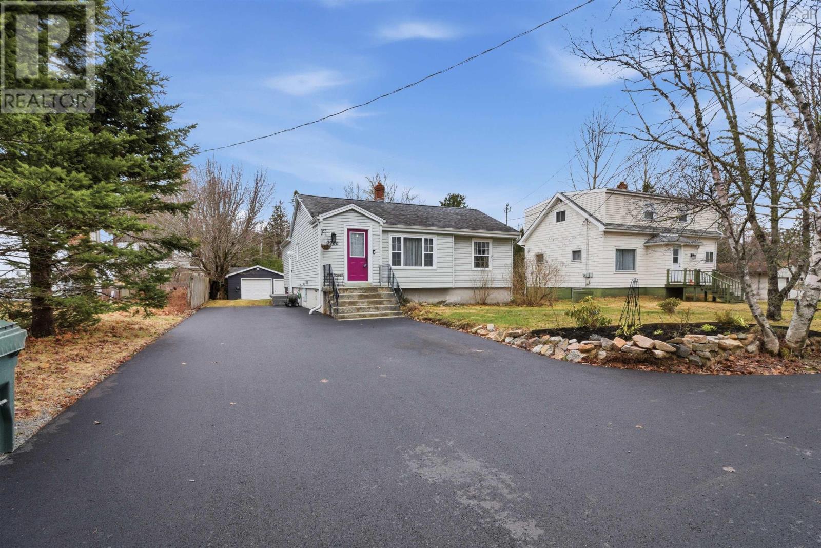 2786 St Margaret's Bay Road, Timberlea, Nova Scotia