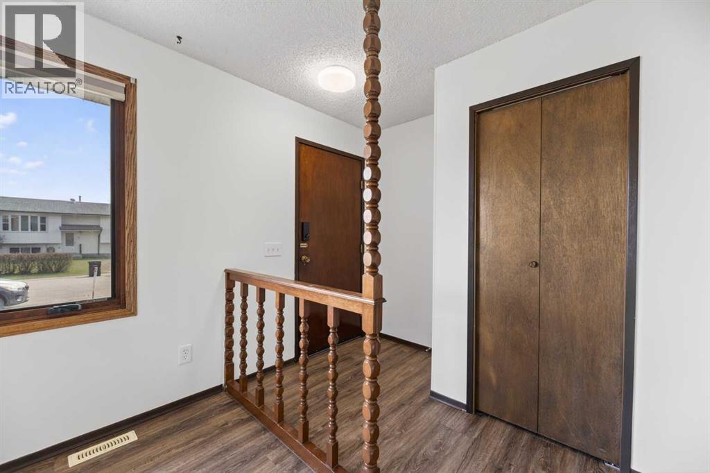11 Westhill Crescent, Didsbury, Alberta  T0M 0W0 - Photo 10 - A2307344