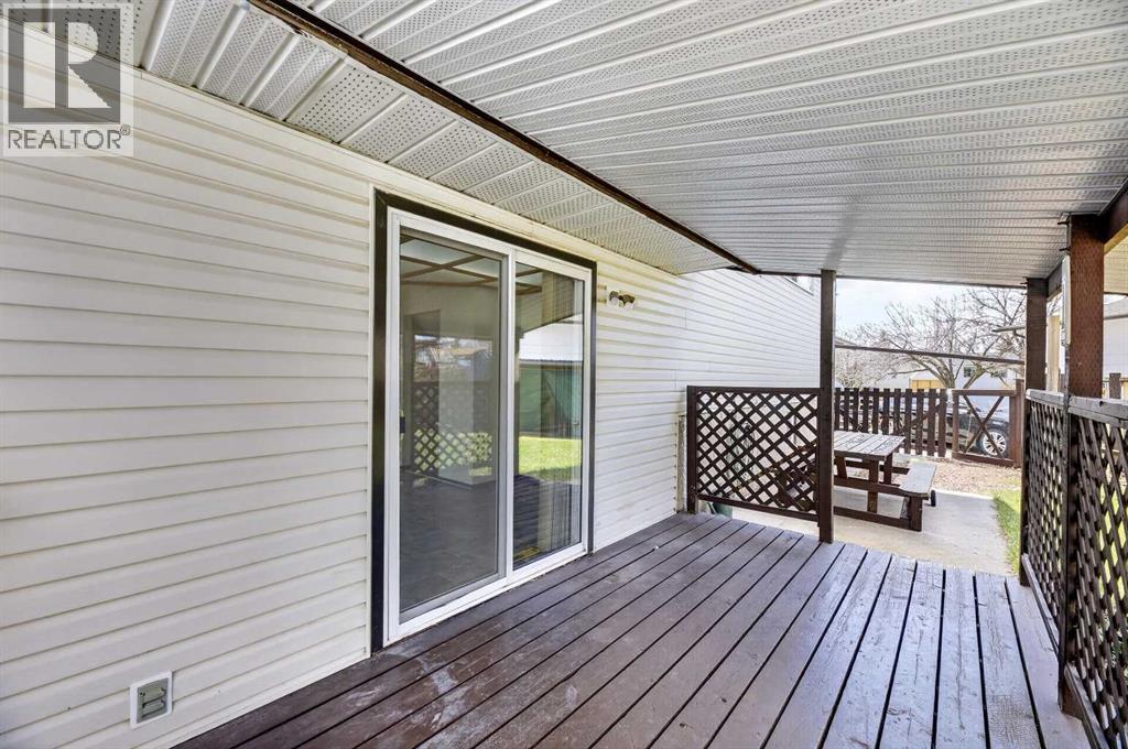 11 Westhill Crescent, Didsbury, Alberta  T0M 0W0 - Photo 29 - A2307344