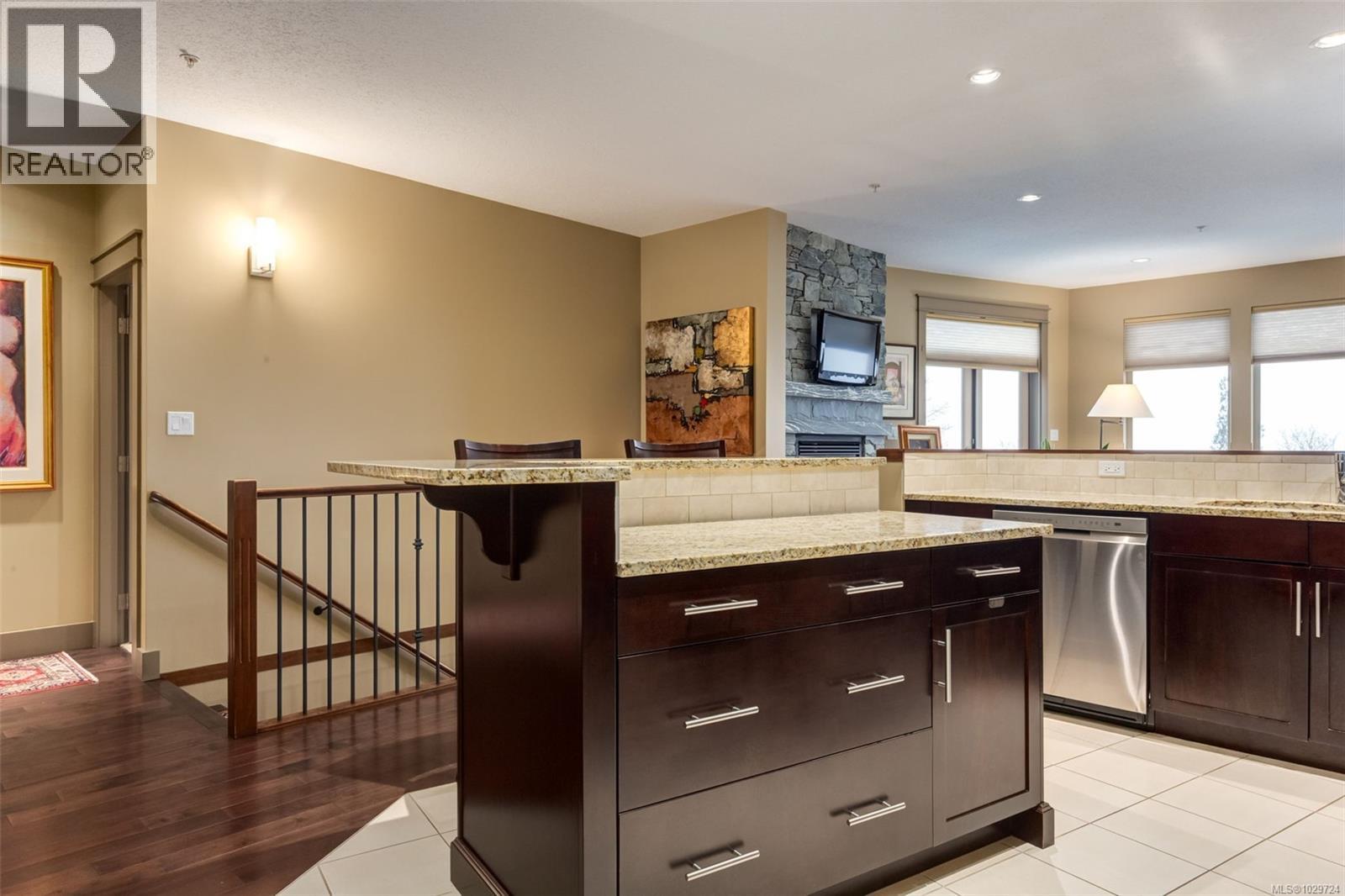 102 5418 Jacobs Lane, Nanaimo, British Columbia  V9T 0B7 - Photo 8 - 1029724