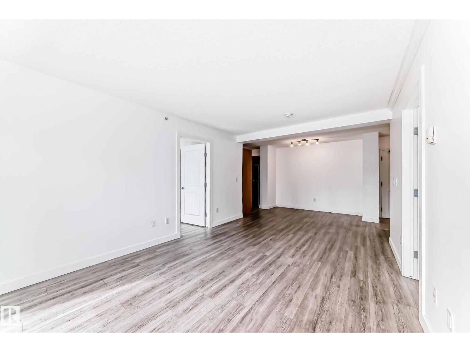 #304 10303 105 St NW, Edmonton, Alberta  T5J 5G3 - Photo 6 - E4470260
