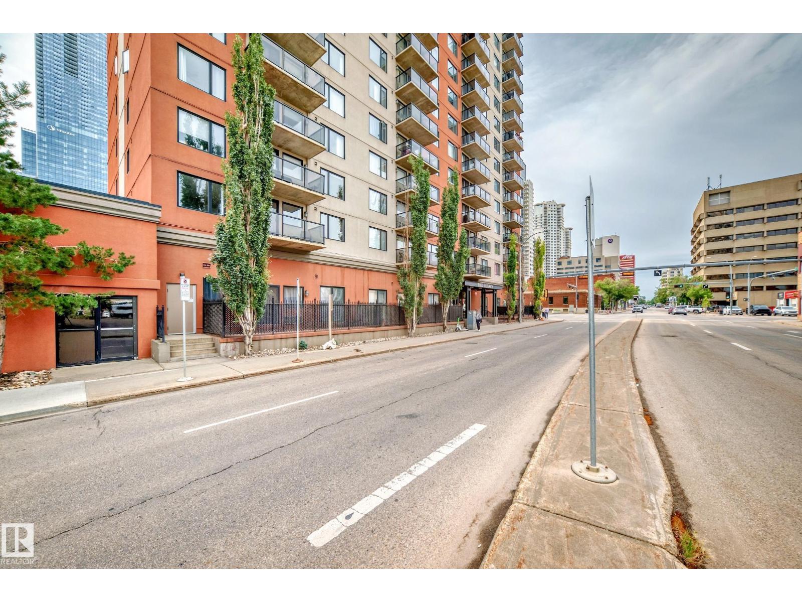 #304 10303 105 St NW, Edmonton, Alberta  T5J 5G3 - Photo 34 - E4470260