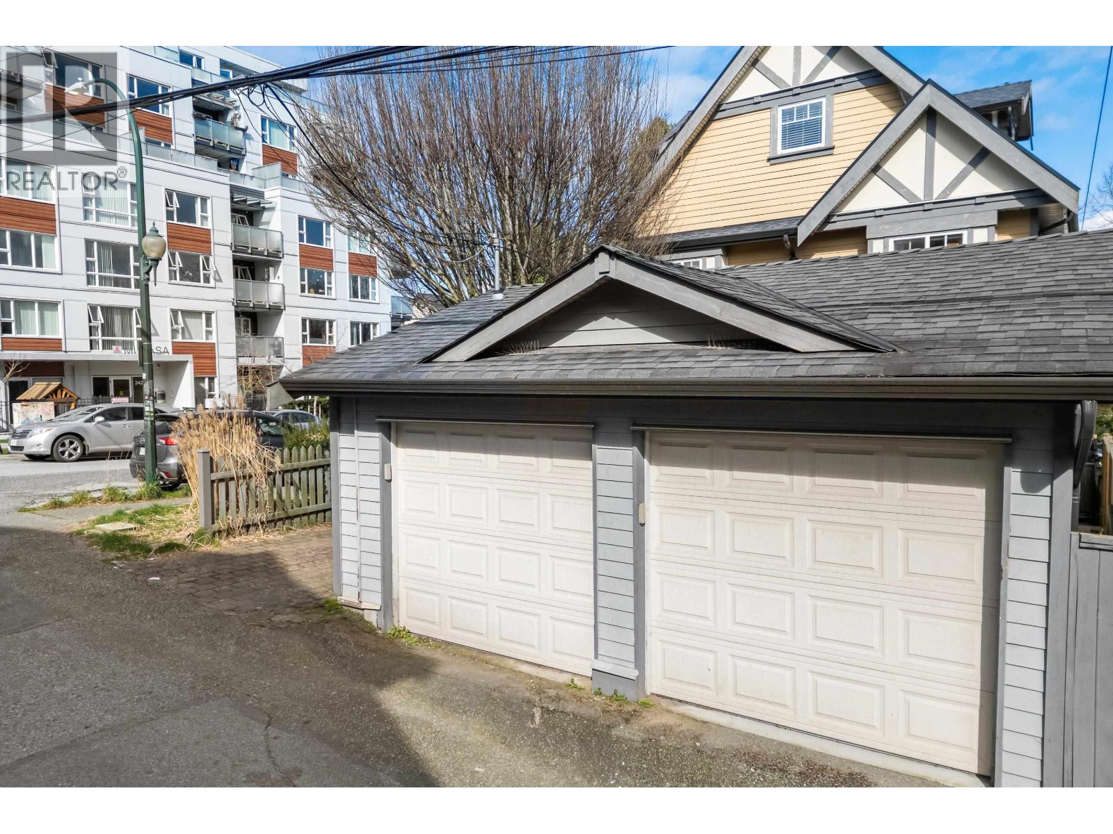 2412 St. Catherines Street, Vancouver, British Columbia  V5T 3X9 - Photo 35 - R3102549