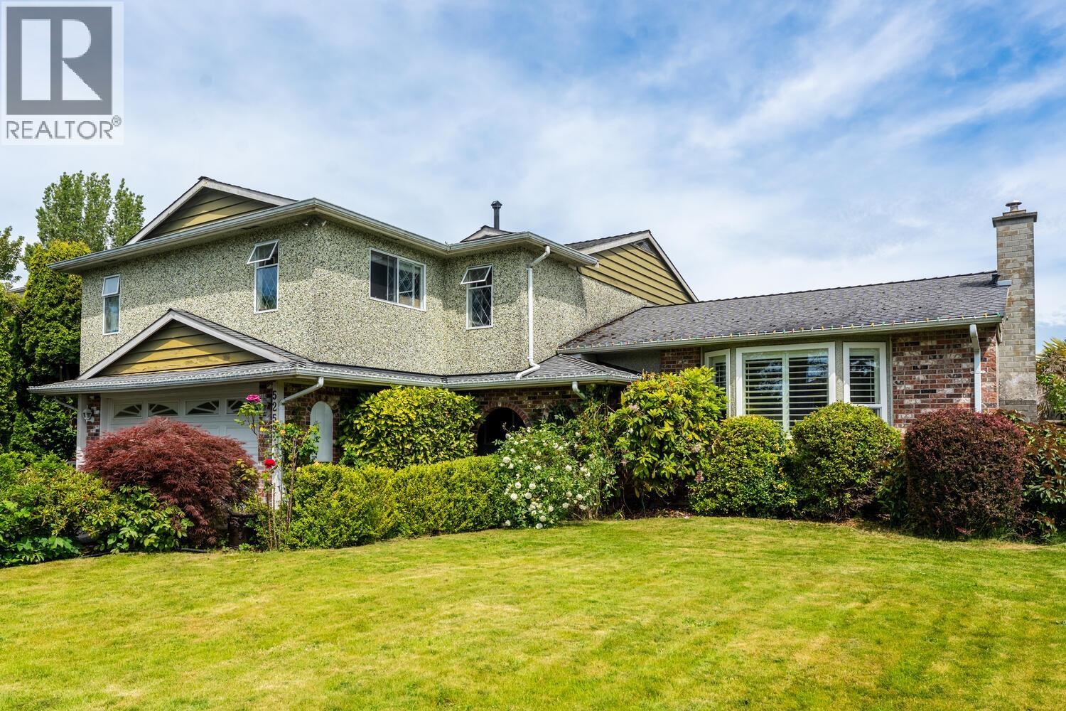 5259 Oak Place, Delta, British Columbia  V4K 1L8 - Photo 2 - R3119399