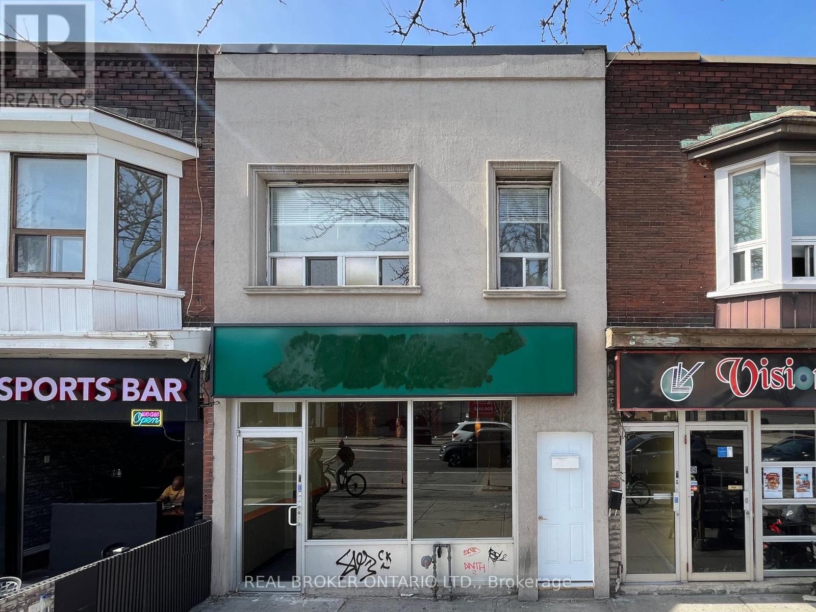 1226 Danforth Avenue, Toronto, Ontario  M4J 1M6 - Photo 13 - E13085614