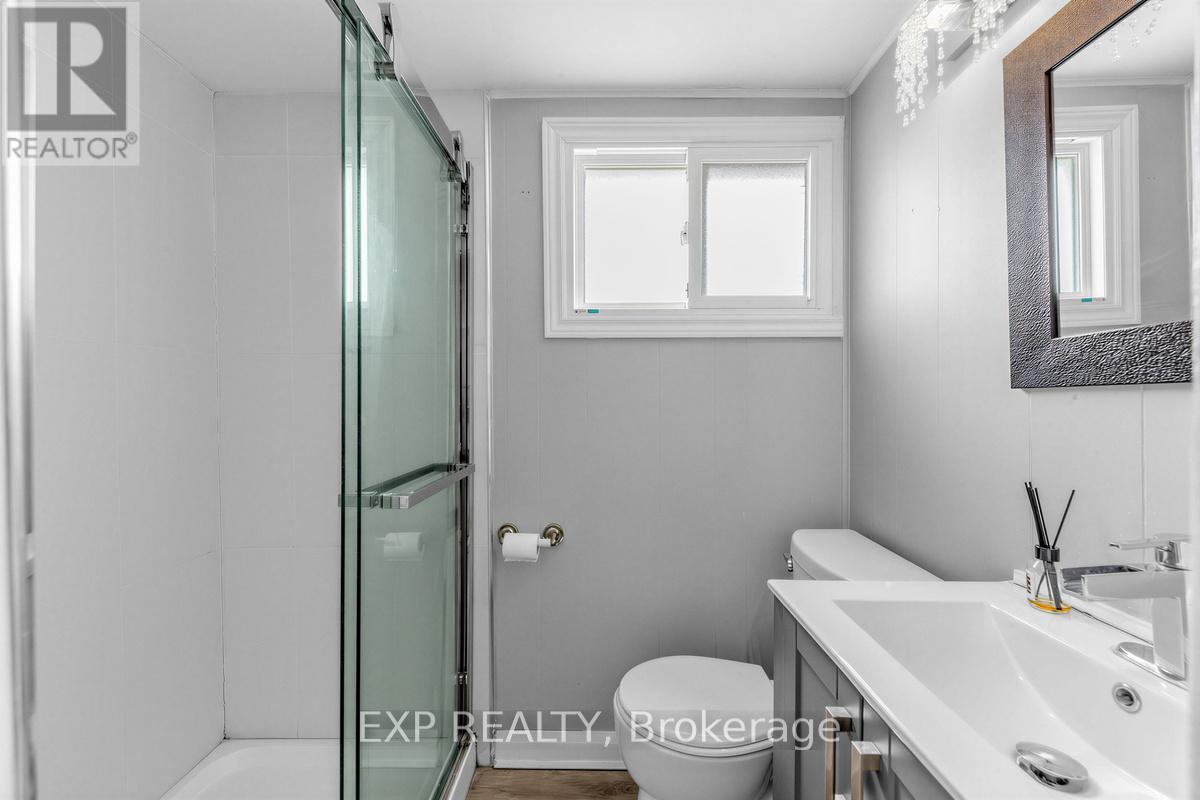 79 Barrie Street E, Bradford West Gwillimbury, Ontario  L3Z 2B7 - Photo 8 - N13079228