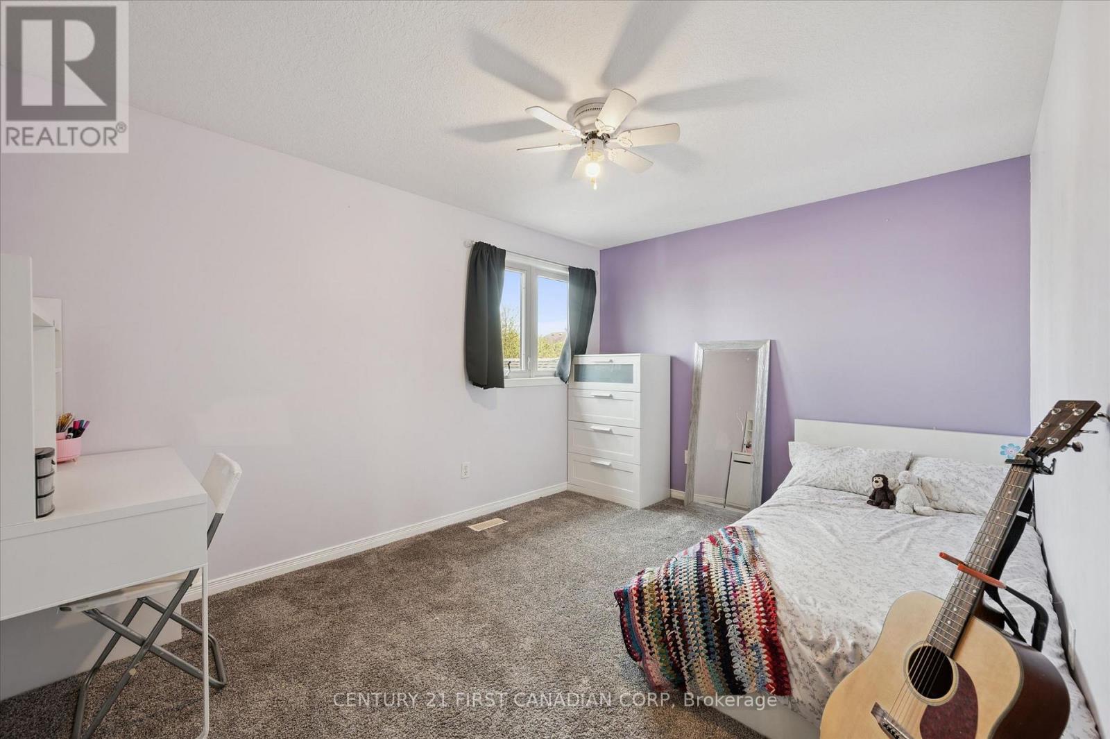 34 Waxwing Crescent, Guelph, Ontario  N1C 1E3 - Photo 18 - X13091284