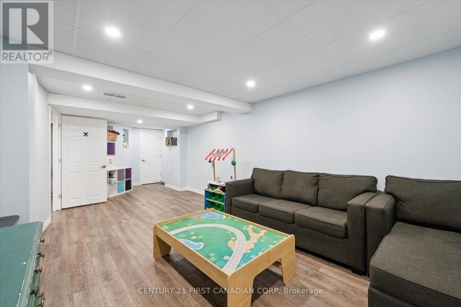 34 Waxwing Crescent, Guelph, Ontario  N1C 1E3 - Photo 24 - X13091284