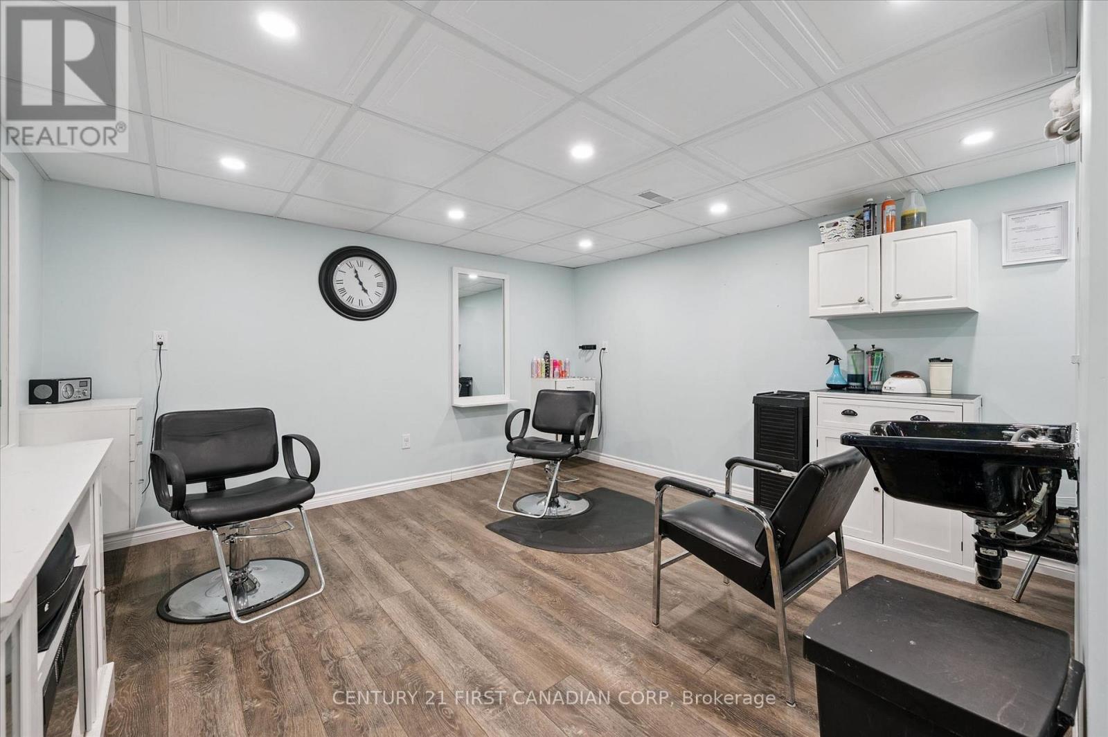 34 Waxwing Crescent, Guelph, Ontario  N1C 1E3 - Photo 25 - X13091284