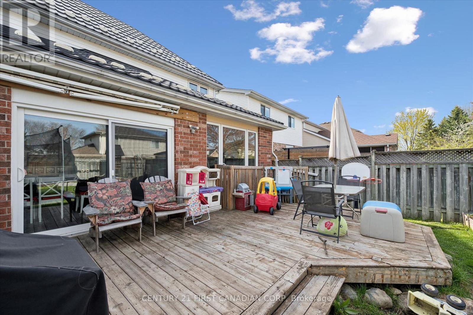 34 Waxwing Crescent, Guelph, Ontario  N1C 1E3 - Photo 28 - X13091284