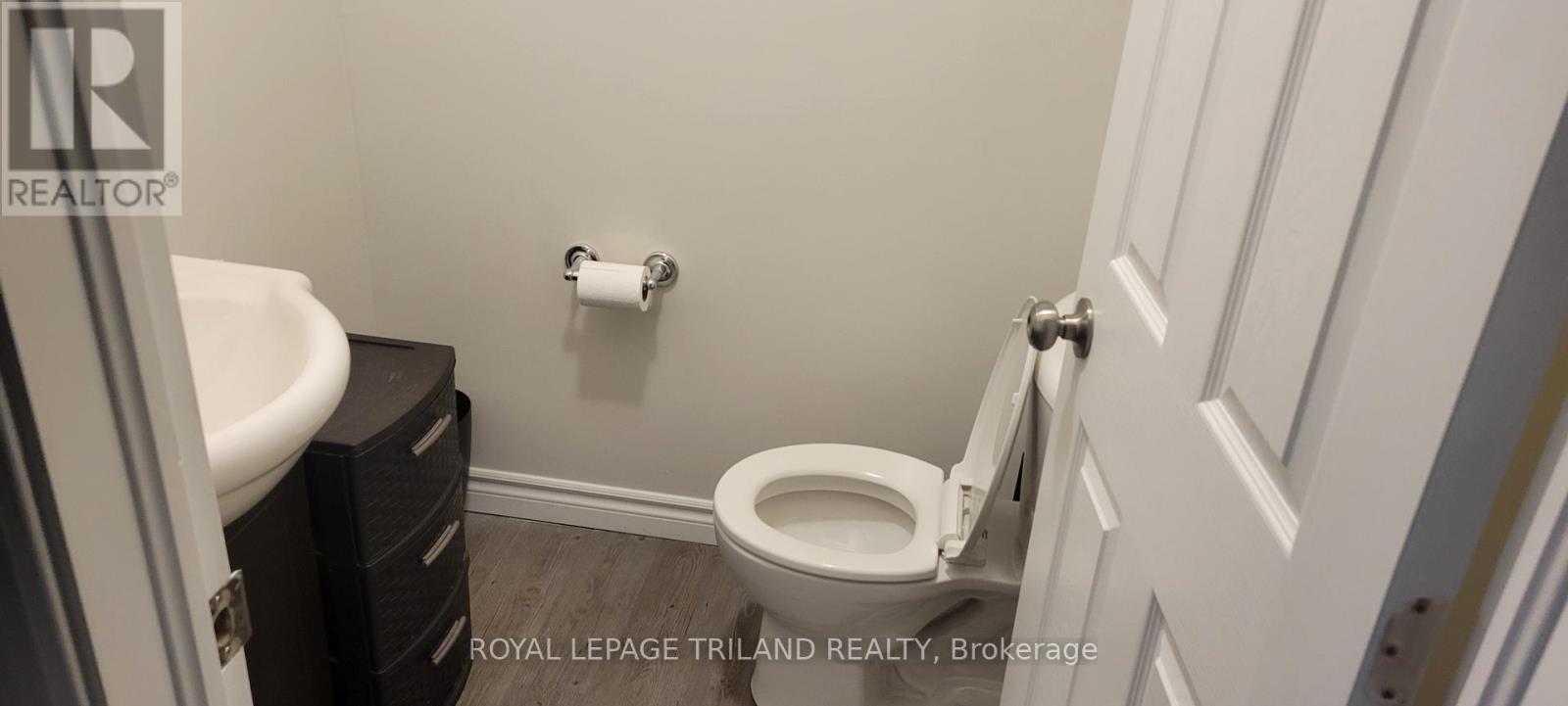 9 - 399 South Edgeware Road, St. Thomas, Ontario  N5P 4B8 - Photo 4 - X13091460