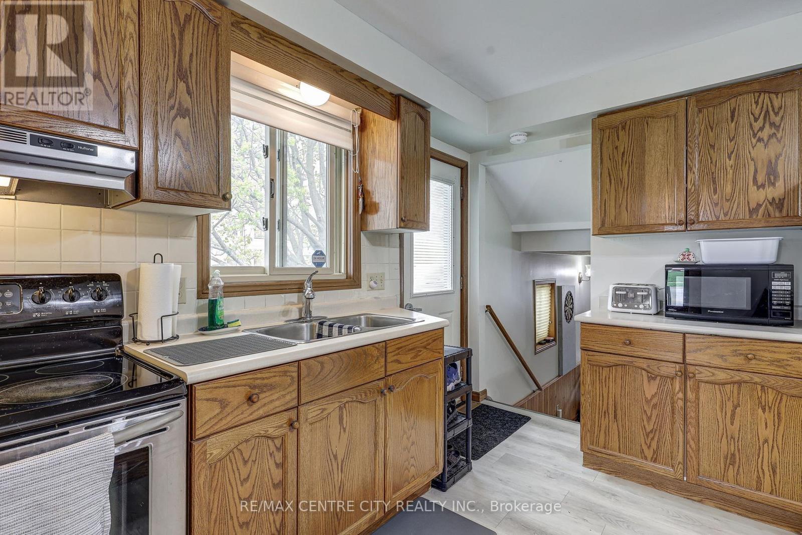 456 Wellington Street, St. Thomas, Ontario  N5R 5X8 - Photo 25 - X13091498