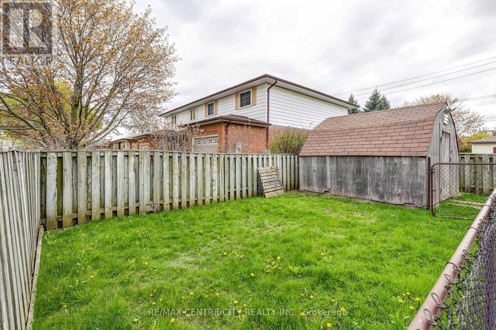 456 Wellington Street, St. Thomas, Ontario  N5R 5X8 - Photo 7 - X13091498