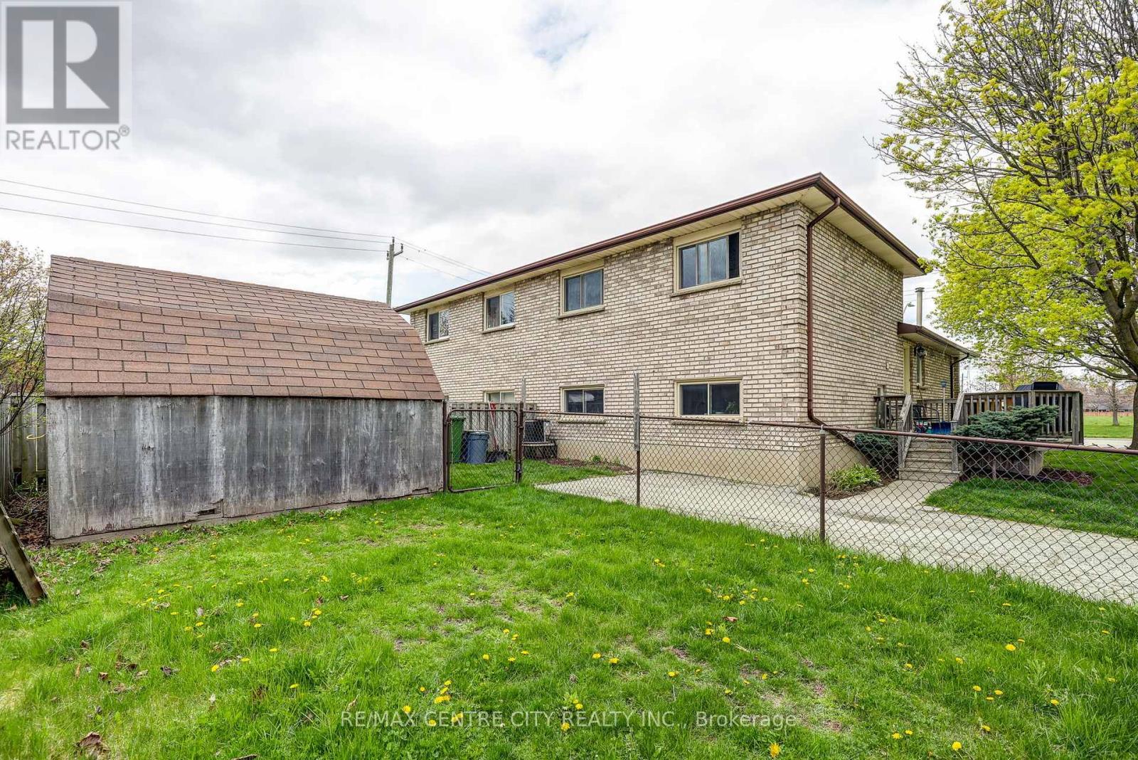456 Wellington Street, St. Thomas, Ontario  N5R 5X8 - Photo 8 - X13091498