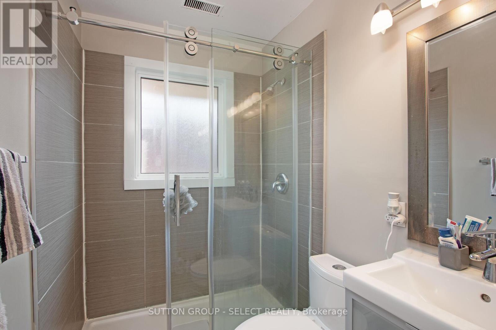 47 Rogers Avenue, London North, Ontario  N6H 1G6 - Photo 19 - X13091576