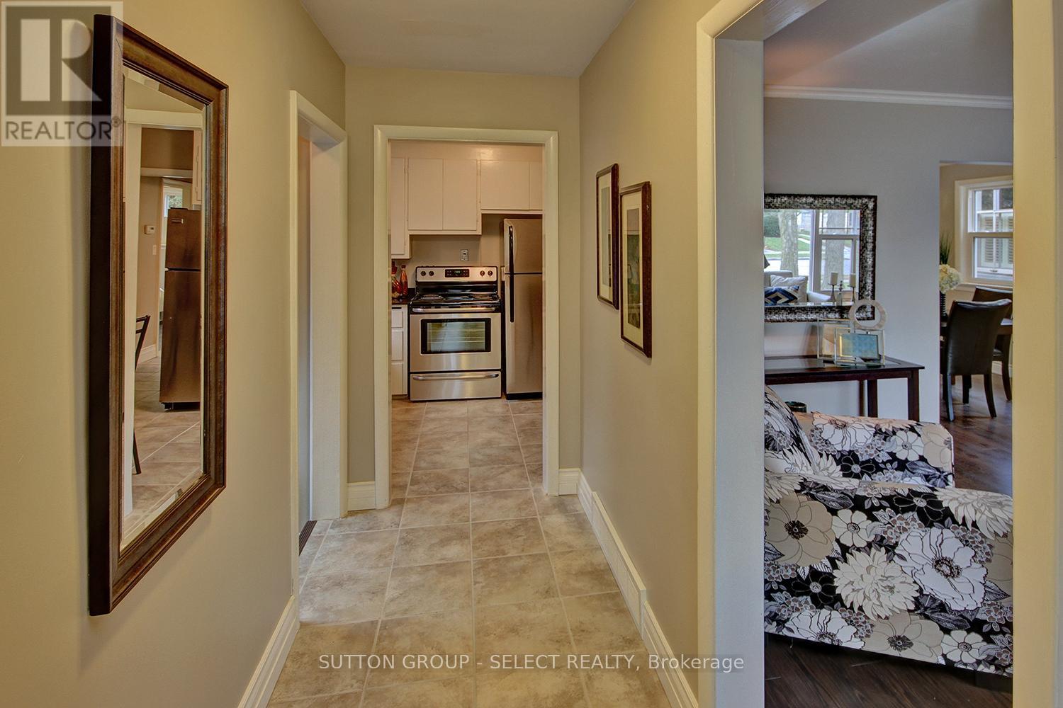 196 Emery Street E, London South, Ontario  N6C 2E2 - Photo 6 - X13091580