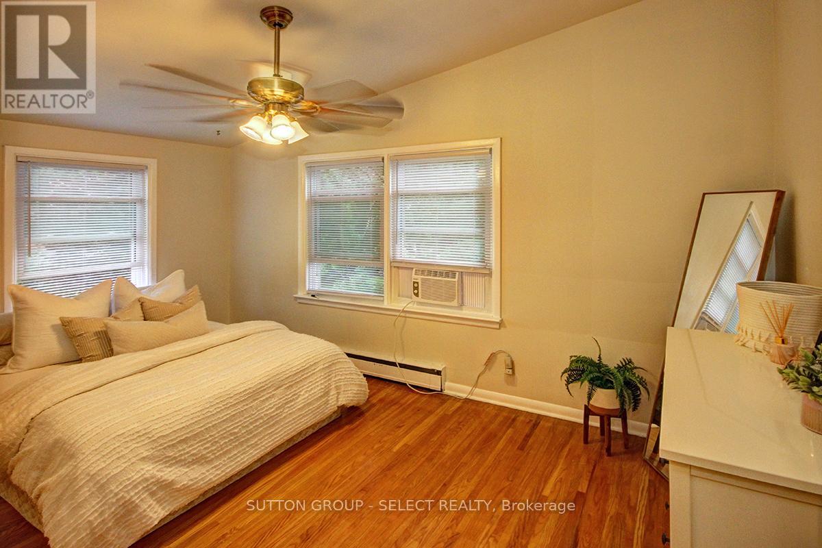 230 Emery Street E, London South, Ontario  N6C 2E2 - Photo 12 - X13091584