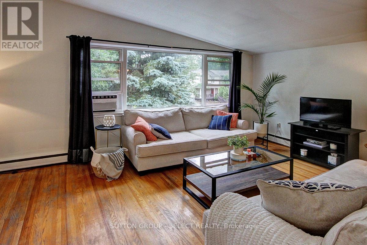 230 Emery Street E, London South, Ontario  N6C 2E2 - Photo 6 - X13091584