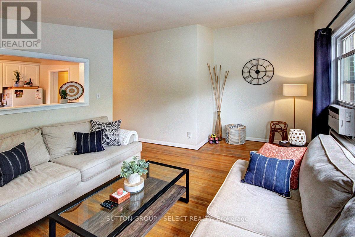 230 Emery Street E, London South, Ontario  N6C 2E2 - Photo 7 - X13091584
