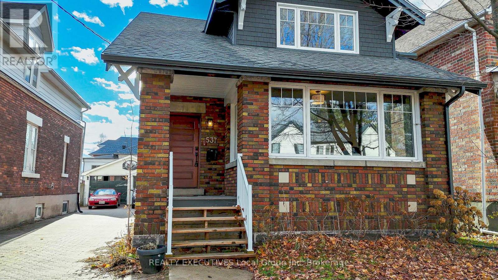 537 Copeland Street, North Bay, Ontario  P1B 3C7 - Photo 2 - X12861252