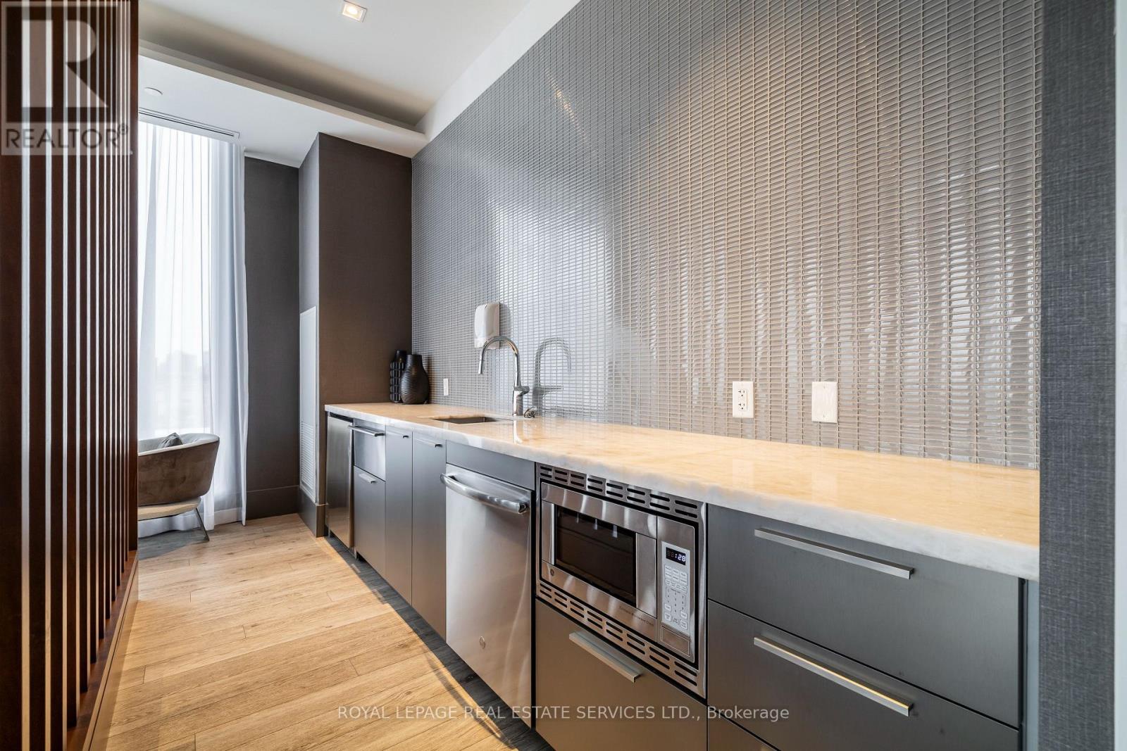 1402 - 20 Brin Drive, Toronto, Ontario  M8X 0B2 - Photo 23 - W13091110