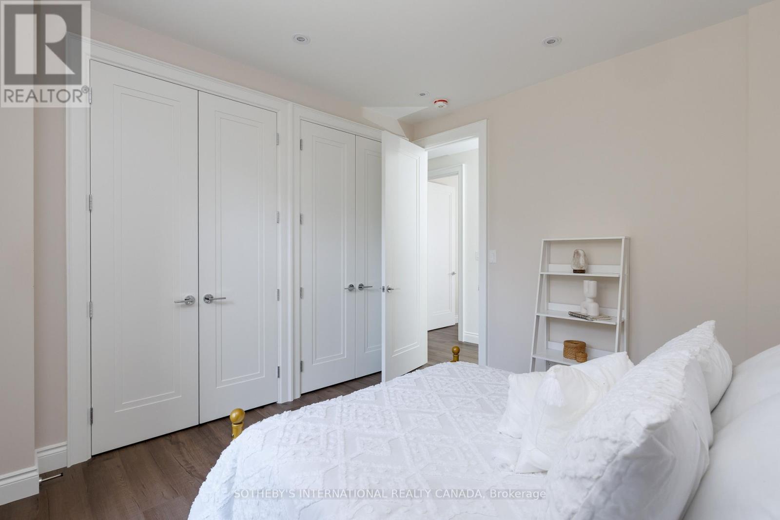 150 Edenbridge Drive, Toronto, Ontario  M9A 3G6 - Photo 35 - W13091126