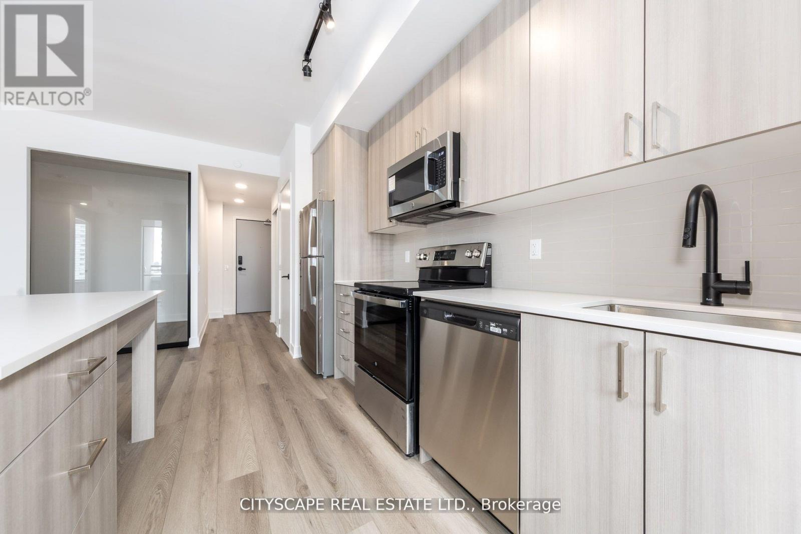805 - 758 Dovercourt Road W, Toronto, Ontario  M6H 1L8 - Photo 11 - W13091132