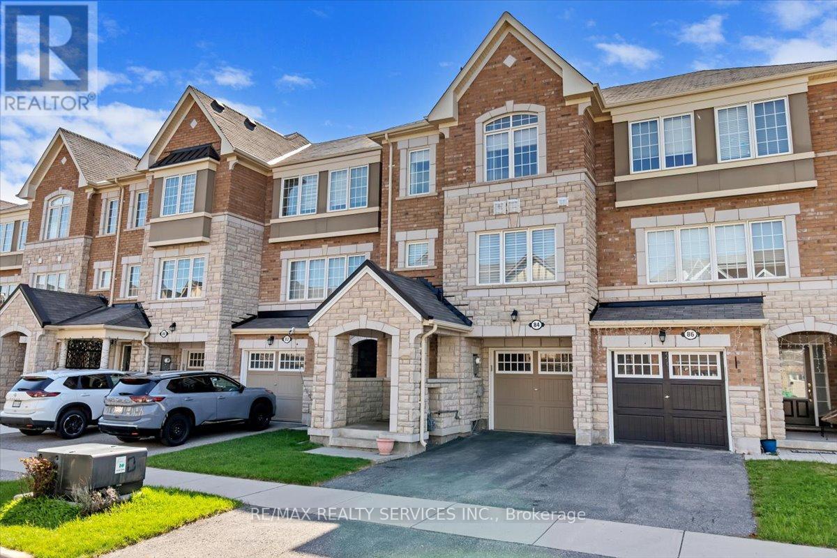 84 Bannister Crescent, Brampton, Ontario  L7A 0G2 - Photo 2 - W13091144