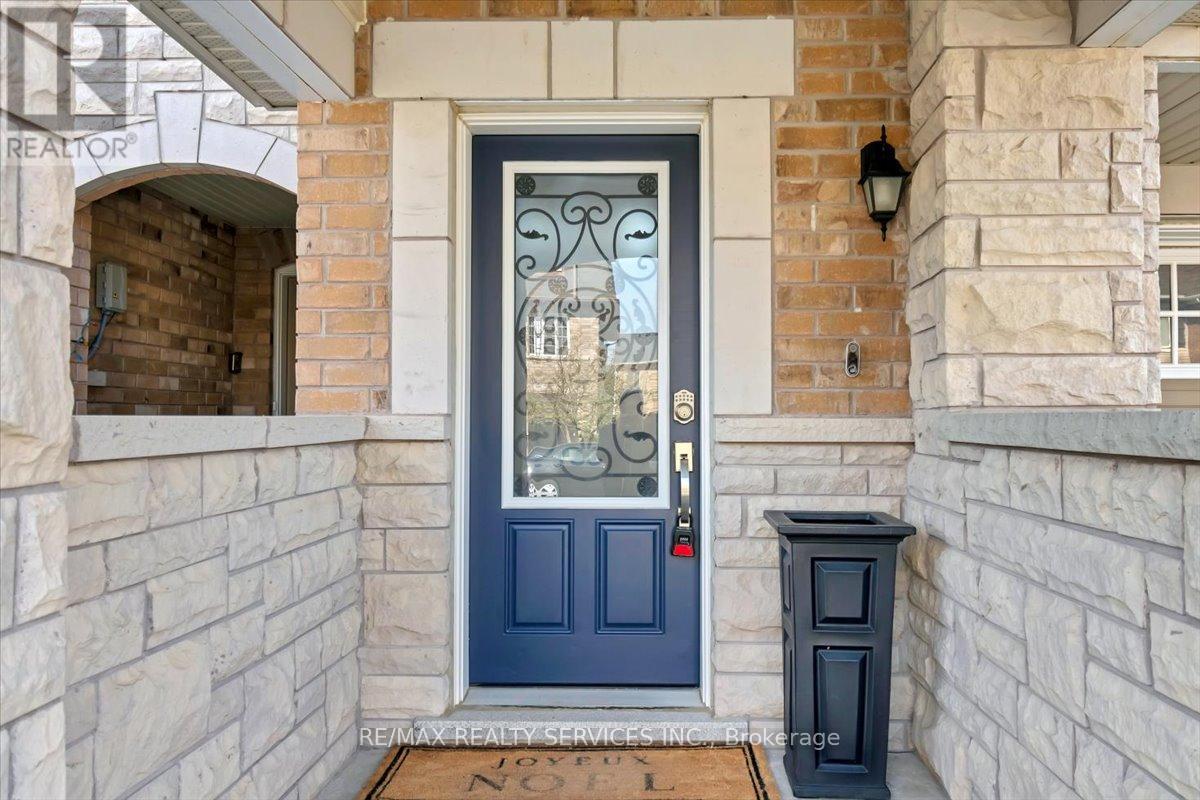 84 Bannister Crescent, Brampton, Ontario  L7A 0G2 - Photo 6 - W13091144