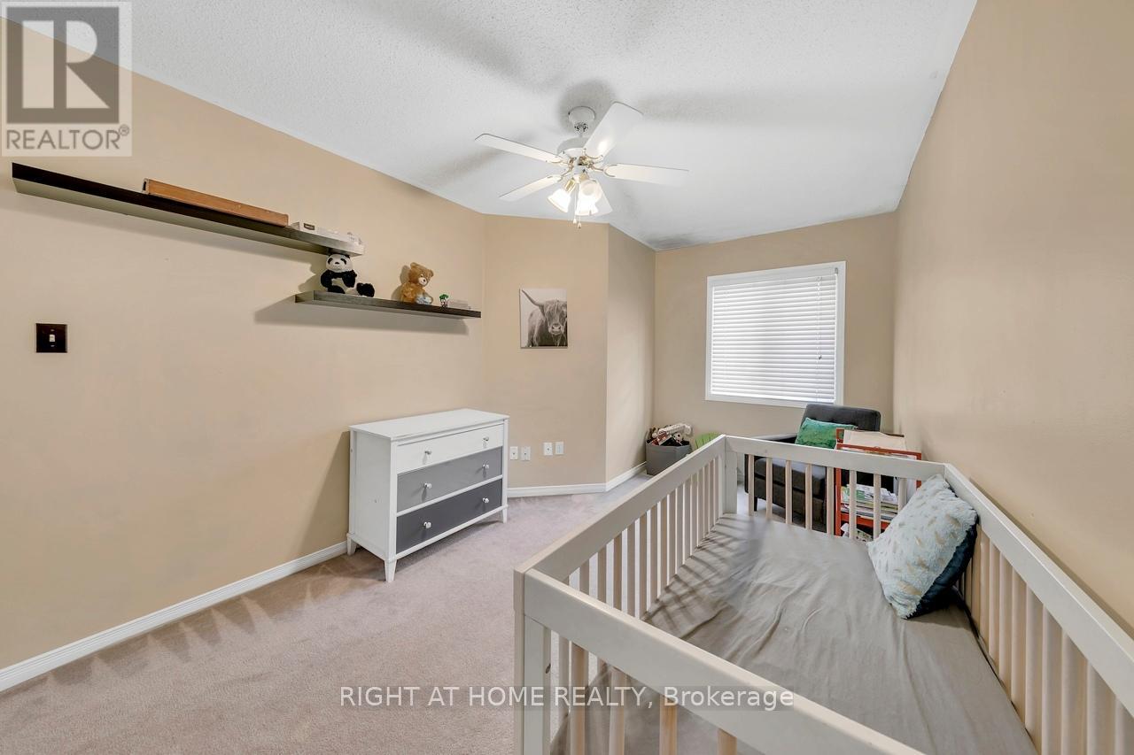 33 - 5555 Prince William Drive, Burlington, Ontario  L7L 6P2 - Photo 32 - W13091196