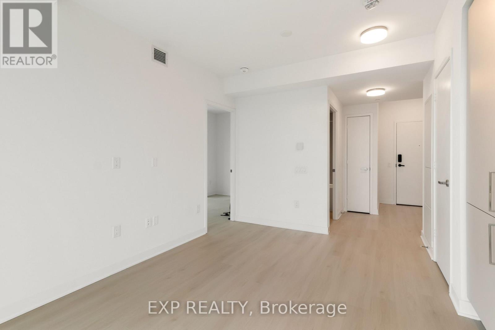 2009 - 3900 Confederation Parkway, Mississauga, Ontario  L5B 0M3 - Photo 8 - W13033878
