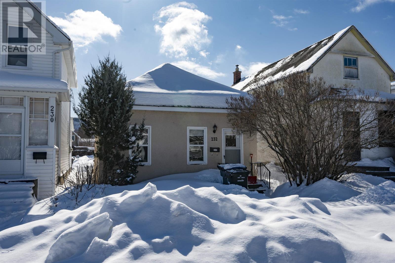 232 Brock Street West, Thunder Bay, Ontario