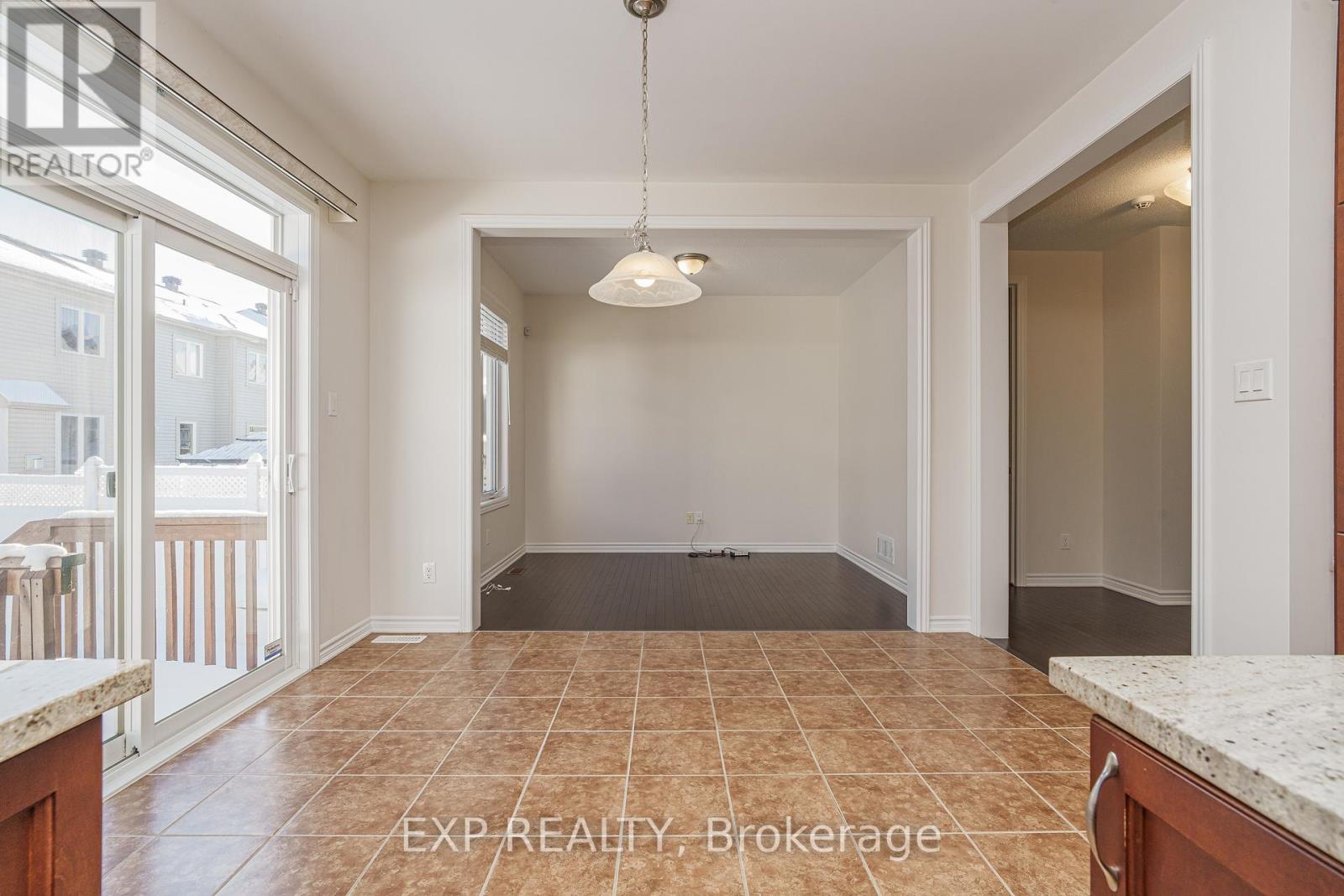 215 Rivertree Street, Ottawa, Ontario  K2M 0J4 - Photo 11 - X13091376