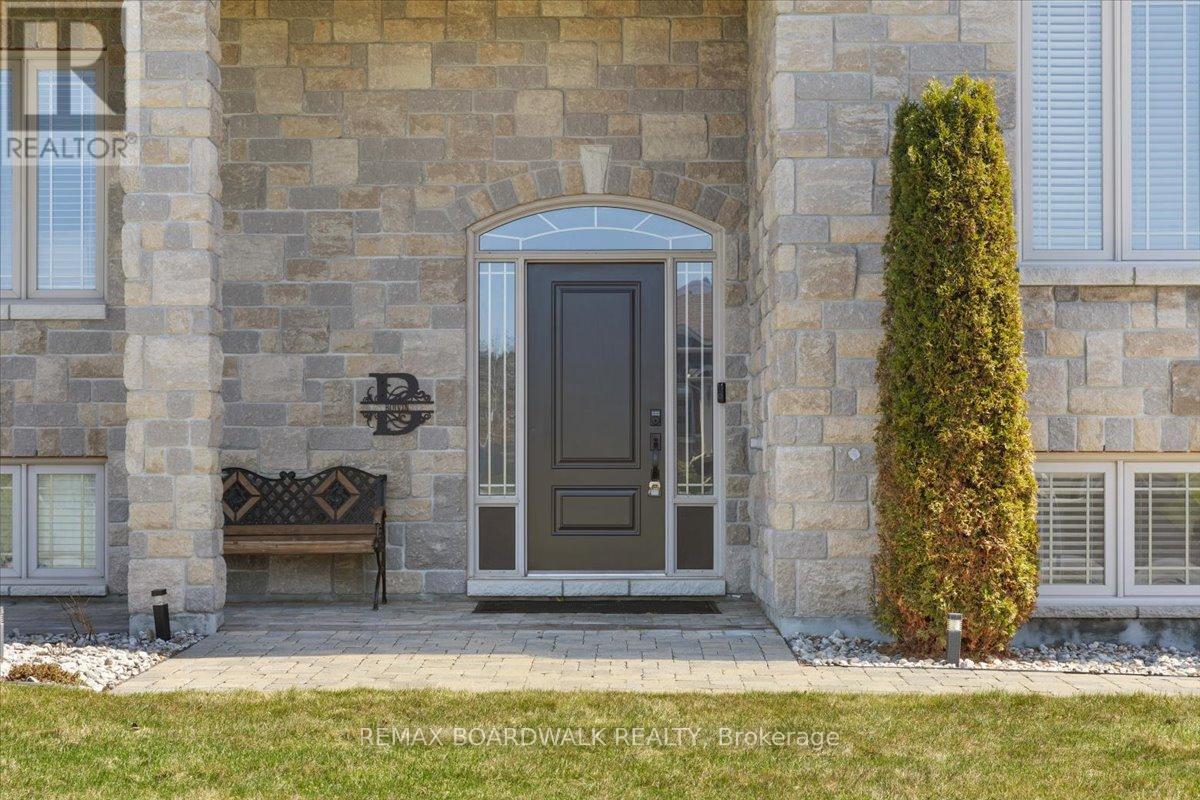 3421 Summerbreeze Drive, Ottawa, Ontario  K0A 2W0 - Photo 3 - X13091596