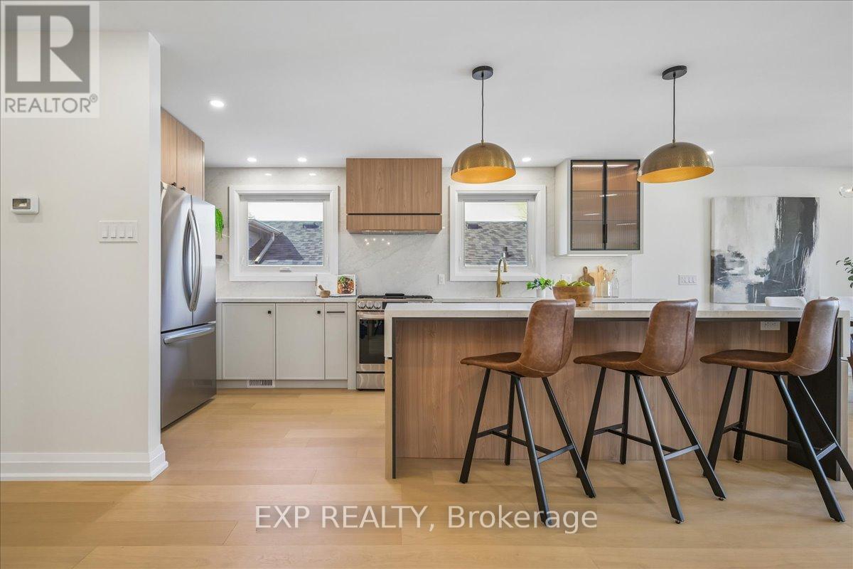 5060 Brady Avenue, Burlington, Ontario  L7L 3X6 - Photo 7 - W13091320