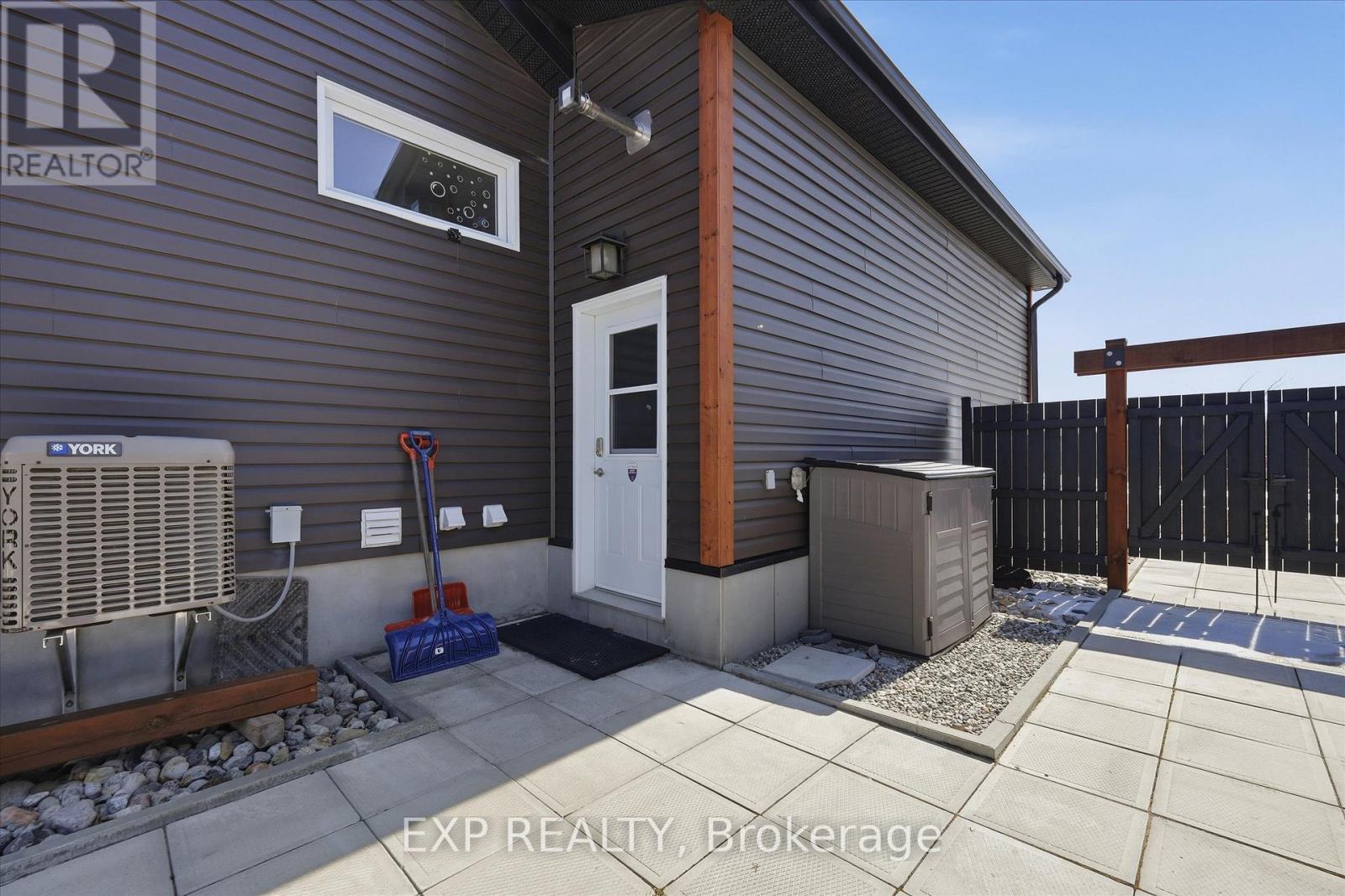 117 Danika Street, Clarence-Rockland, Ontario  K0A 2A0 - Photo 33 - X12933236