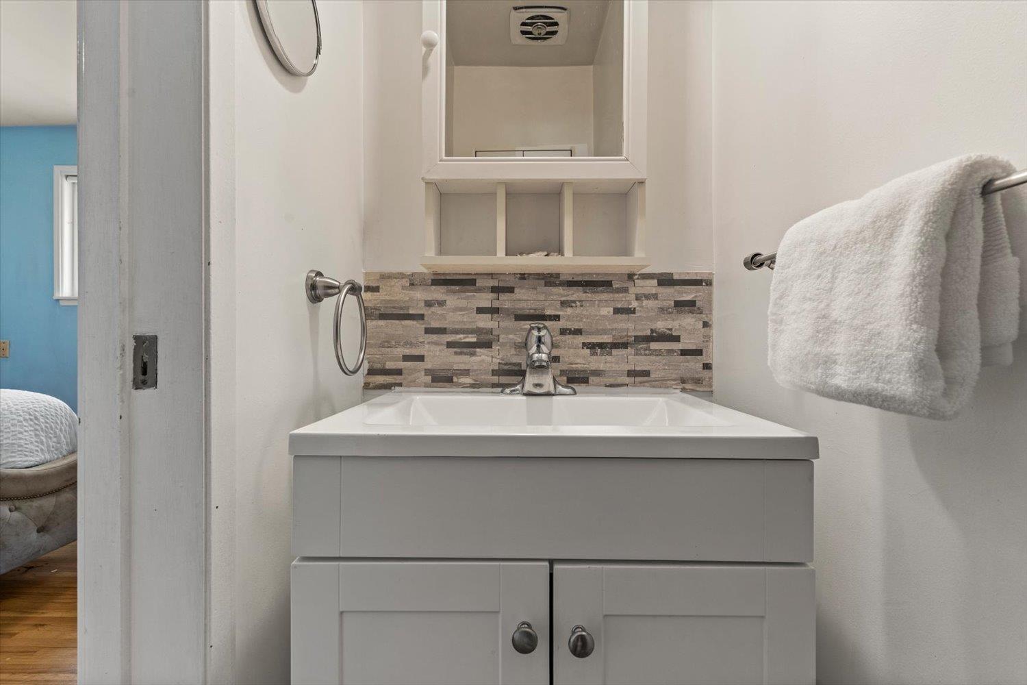 9726 Juniper Street, Chilliwack Proper East, Chilliwack, British Columbia  V2P 5J1 - Photo 23 - R3113184