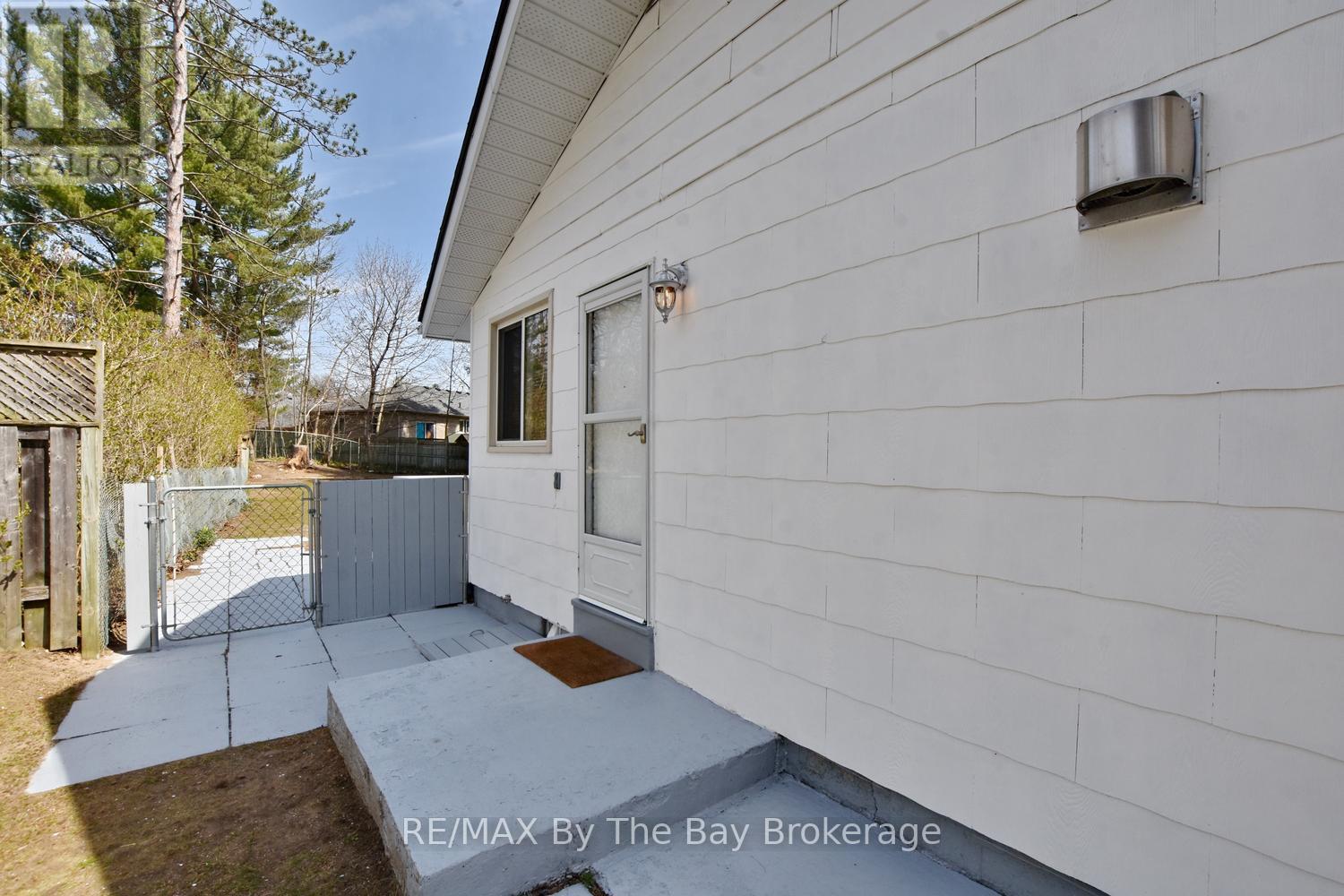 60 Sunnidale River Road, Wasaga Beach, Ontario  L9Z 2S4 - Photo 34 - S13091348