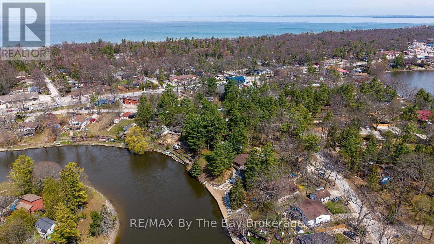60 Sunnidale River Road, Wasaga Beach, Ontario  L9Z 2S4 - Photo 41 - S13091348