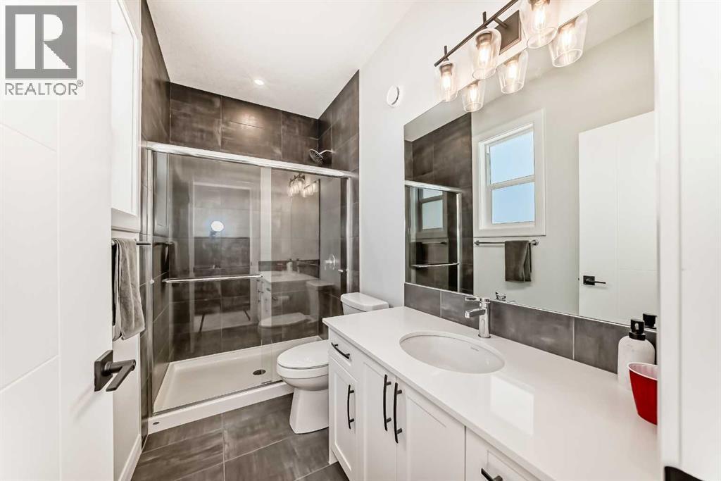 219 Chelsea Park, Chestermere, Alberta  T1X 2T3 - Photo 17 - A2308154