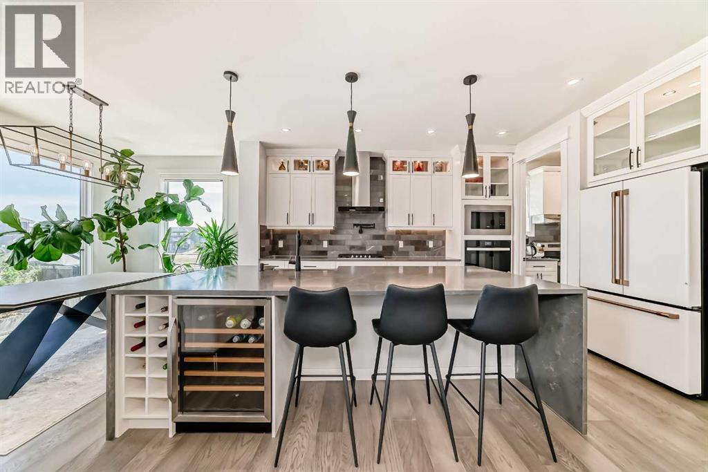 219 Chelsea Park, Chestermere, Alberta  T1X 2T3 - Photo 4 - A2308154