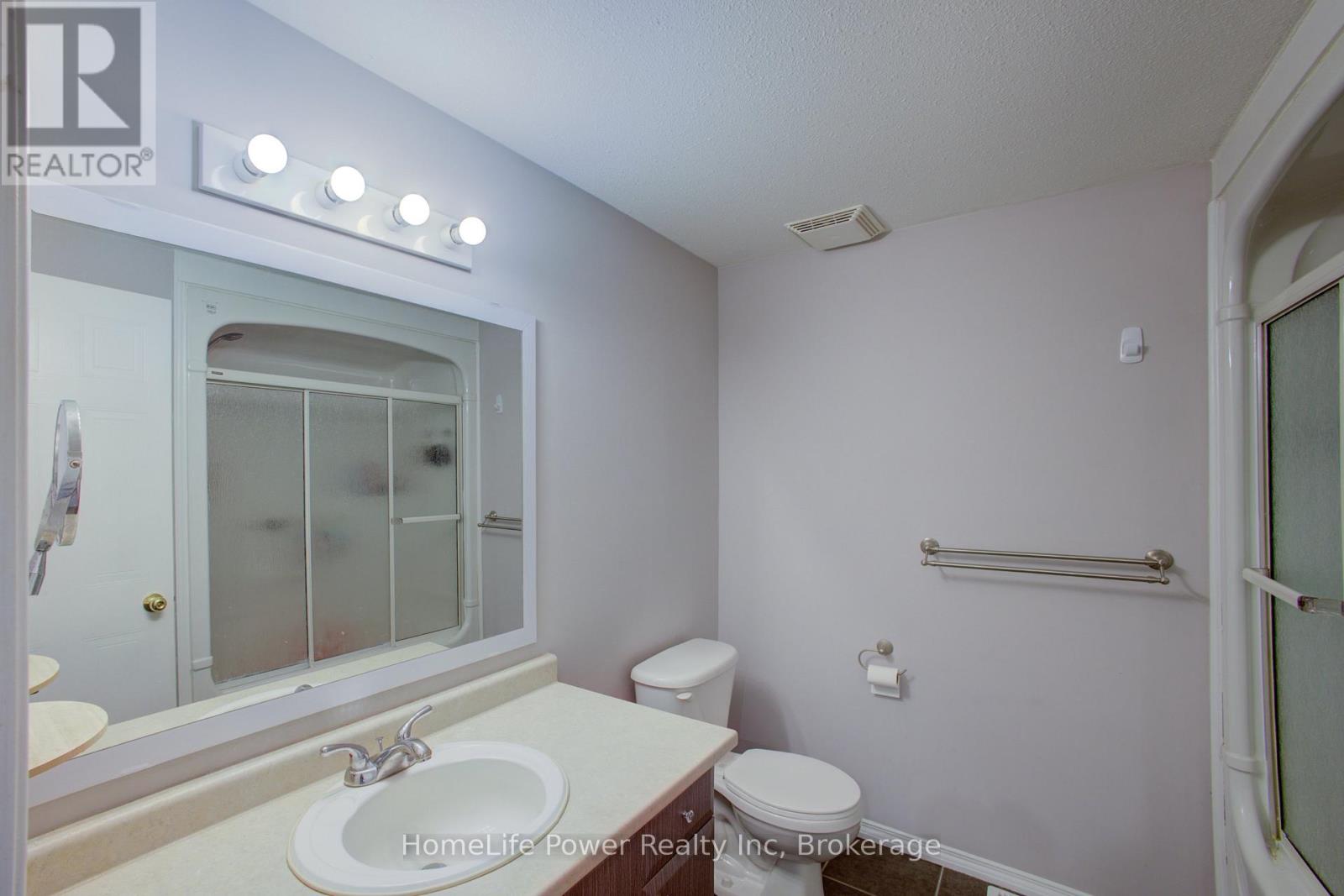53 Prosperity Drive, Kitchener, Ontario  N2E 4A9 - Photo 18 - X13091426