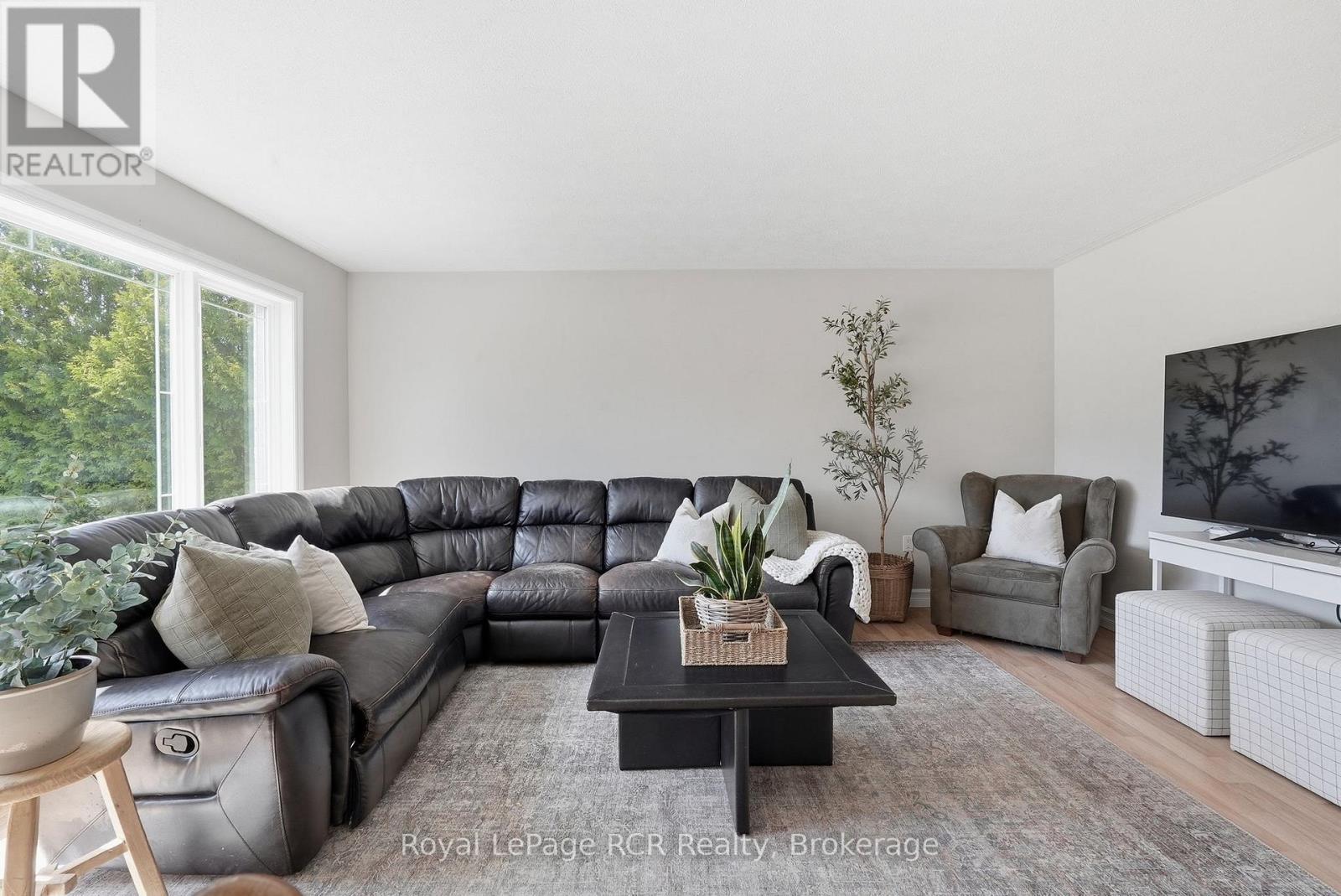 406 Alice Street, Saugeen Shores, Ontario  N0H 2L0 - Photo 10 - X13091456