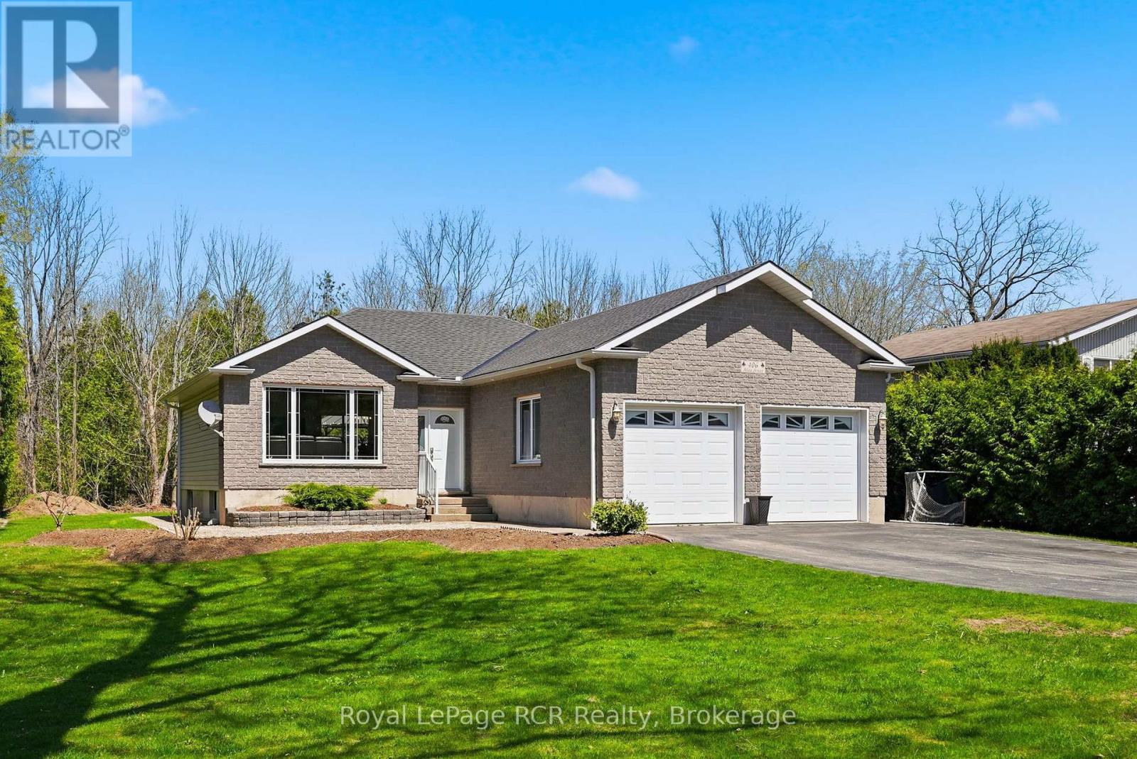 406 Alice Street, Saugeen Shores, Ontario  N0H 2L0 - Photo 3 - X13091456